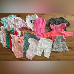 Cute Baby Girl Newborn NB Bundle 24 Items Onesies Legging Jackets